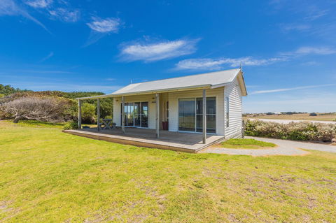 Cottages For Couples - Tourism Caloundra 14