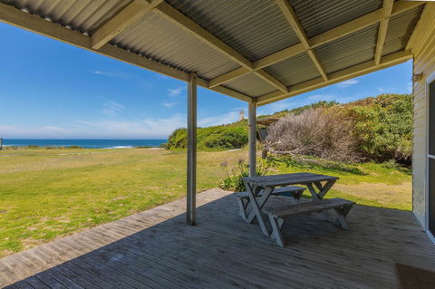 Cottages For Couples - Tourism Caloundra 19