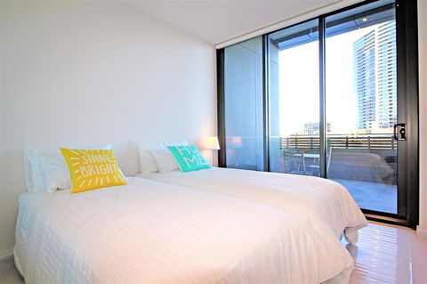 Auzzie Apartments Docklands, Melbourne - Tourism Caloundra 10