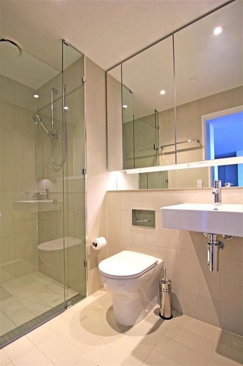 Auzzie Apartments Docklands, Melbourne - Tourism Caloundra 12