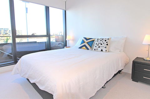 Auzzie Apartments Docklands, Melbourne - Tourism Caloundra 8