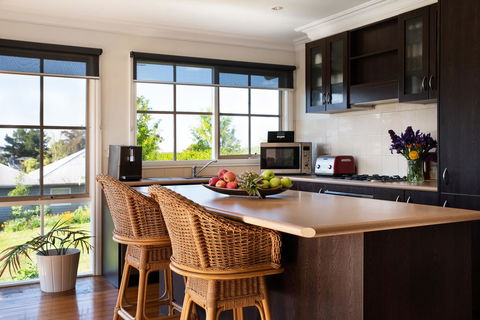 Churchills - Tourism Caloundra 2
