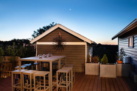 Churchills - Tourism Caloundra 5