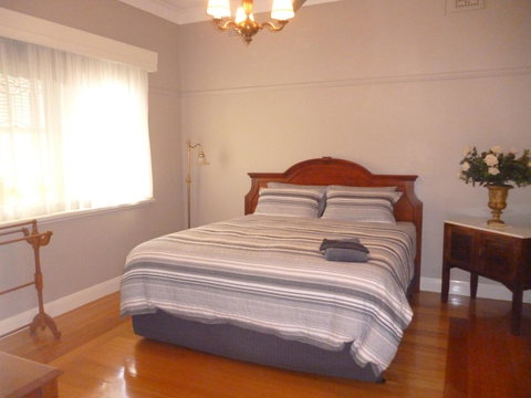 HogmortHomes Neale Street - Tourism Caloundra 2