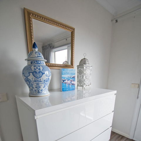 Stunning Waterfront Only 10 Minutes To Phillip Island - FREE EV UNIT 7kW For Electric Cars - Pet Friendly, Fireplace FREE WIFI Wine & Chocolates - Tourism Caloundra 21