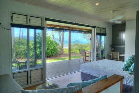 The Bungalows - Tourism Caloundra 1