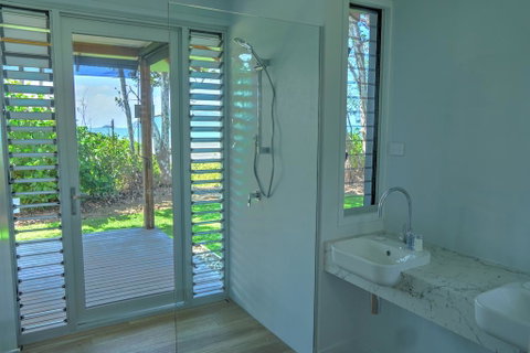 The Bungalows - Tourism Caloundra 3