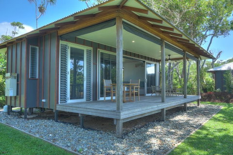 The Bungalows - Tourism Caloundra 2