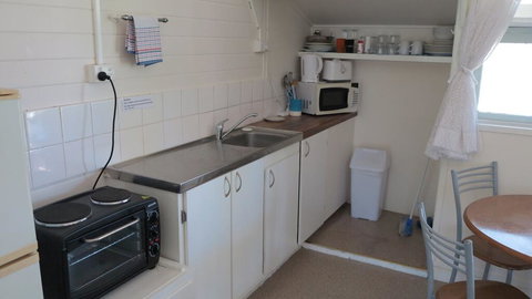 The Captain's Manor On Cook Unit 5 - Tourism Caloundra 2