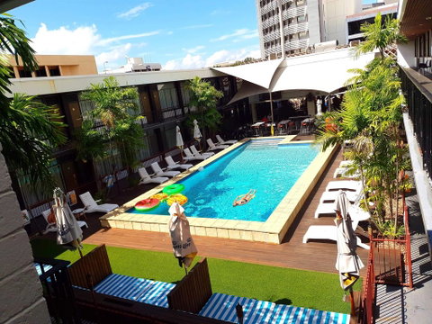 The Cavenagh - Tourism Caloundra 0