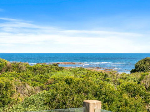 The Deck House - Tourism Caloundra 3