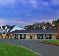 The Duck Inn Apartments - Tourism Caloundra