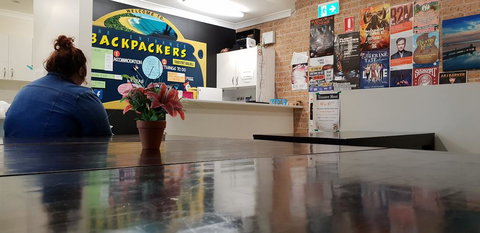 The Entrance Backpackers - Tourism Caloundra 3