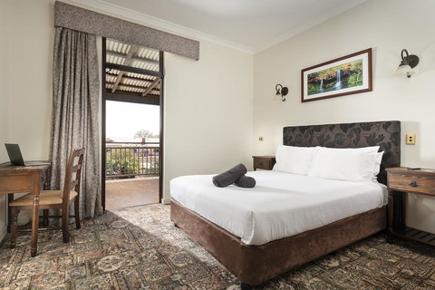 The Esplanade Hotel Port Hedland - Tourism Caloundra 2
