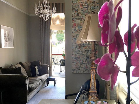 The Empyre Boutique Hotel - Tourism Caloundra 2