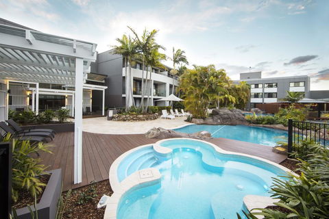 The Executive Inn, Newcastle - Tourism Caloundra 0