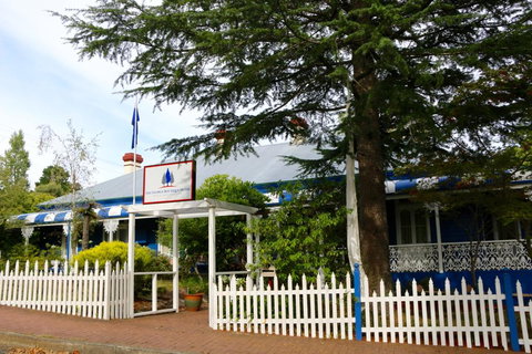 The George Boutique Hotel - Tourism Caloundra 0