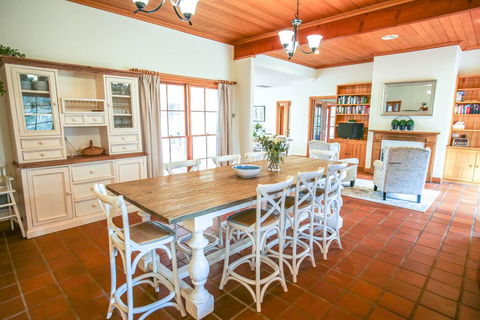 The Grange Homestead - Tourism Caloundra 0