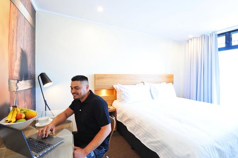 The Griff Motel - Tourism Caloundra 2