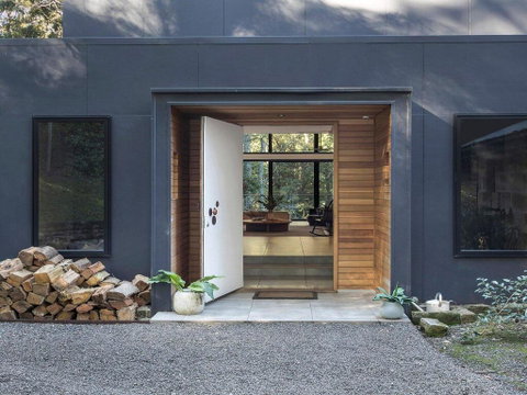 The Gullies Retreat - Escape, Relax And Unwind - Tourism Caloundra 2