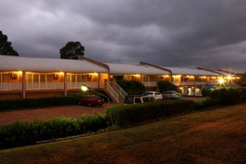 The Hermitage Motel - Campbelltown - Tourism Caloundra 2