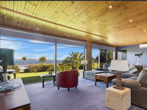 The Lodge - Tourism Caloundra 3