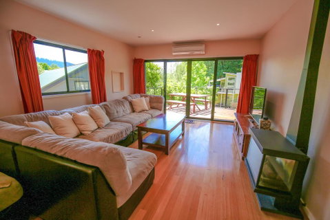 The Nisse House - Tourism Caloundra 3