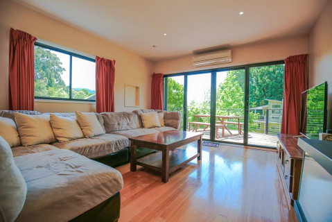 The Nisse House - Tourism Caloundra 2