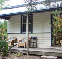 The Old Cottage  Cowes - Tourism Caloundra
