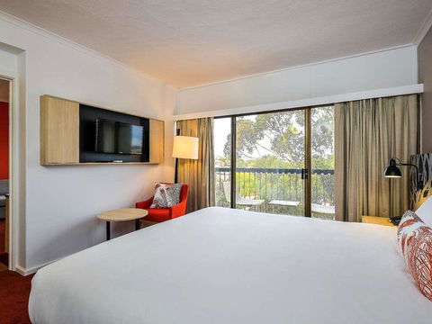 The Plaza Hotel Kalgoorlie - Tourism Caloundra 2