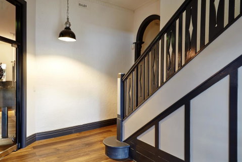 The Royal Hotel, Drouin - Tourism Caloundra 2