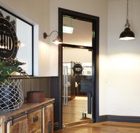 The Royal Hotel Drouin - Tourism Caloundra