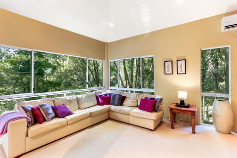 The Sanctuary Little Cove - Tourism Caloundra 1