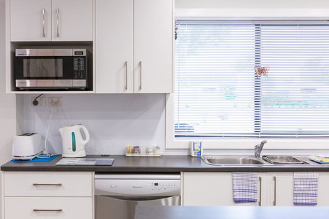 The Shouse - Tourism Caloundra 1