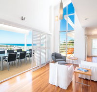 The White House - Central Coolum with Spectacular Ocean Views and WiFi - Tourism Caloundra