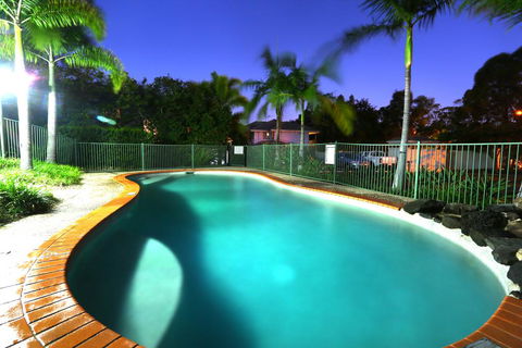 Theme Park HolidayTownhouse - Tourism Caloundra 1