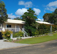 Tinaroo Sunset Retreat - Tourism Caloundra