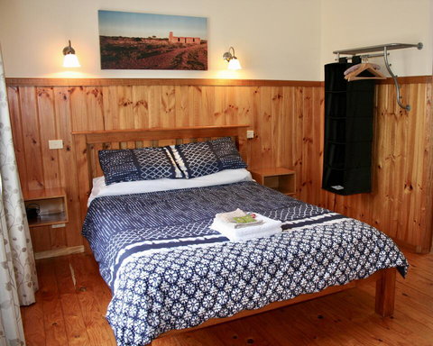 Tindoona Cottages - Tourism Caloundra 1