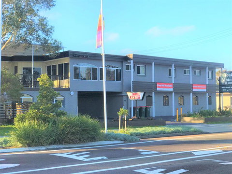 Toukley Motor Inn - Tourism Caloundra 0