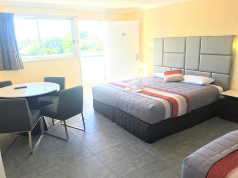 Toukley Motor Inn - Tourism Caloundra 1