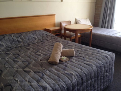 Town Centre Motor Inn - Tourism Caloundra 2