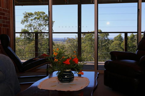 Tracks End Retreat - Tourism Caloundra 2