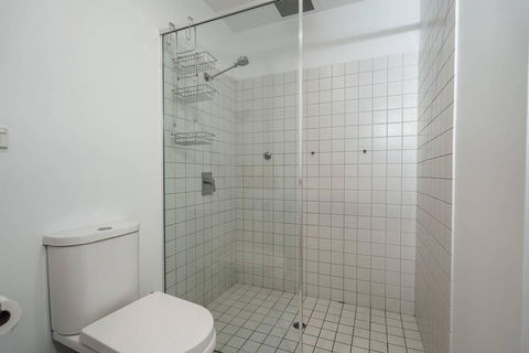 Tropicana On Bent - WiFi - Nespresso Heart Of East End - Tourism Caloundra 2