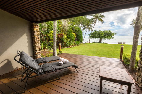 Turtle Cove Beach Resort - Adults Only LGBTQIA & Allies - Tourism Caloundra 2