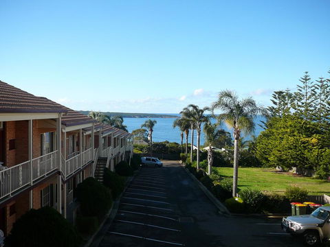 Twofold Bay Motor Inn - Tourism Caloundra 0