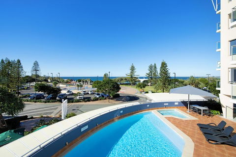 ULTIQA Shearwater Resort - Tourism Caloundra 3
