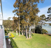 Unit 1 44 Danalene Pde fantastic waterfront property with air con - Tourism Caloundra
