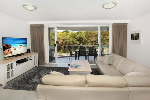 Unit 2 Point Break Apartments, 1-3 Point Arkwright, Linen Incl - Tourism Caloundra 0