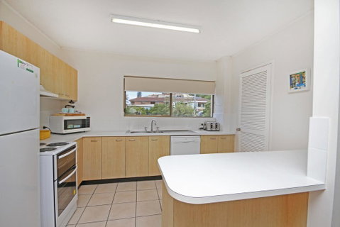 Unit 2, Cooltoro Court, 7 Frank Street Coolum Beach, 400 BOND, LINEN INCLUDED - Tourism Caloundra 3