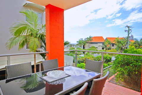 Unit 2, Cooltoro Court, 7 Frank Street Coolum Beach, 400 BOND, LINEN INCLUDED - Tourism Caloundra 2